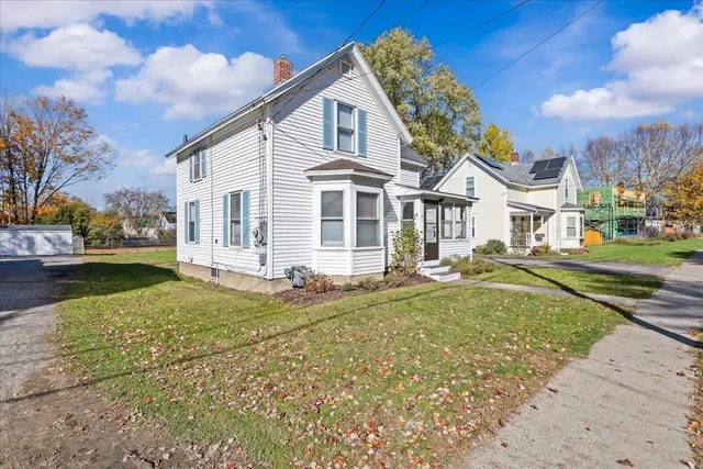 $450,000 | 4 East Street, Essex Junction, VT 05452