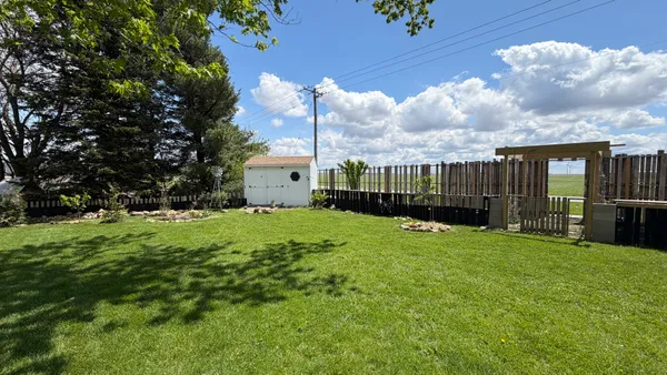 $230,000 | 24034 North 2900 E Road, Emington, IL 60934