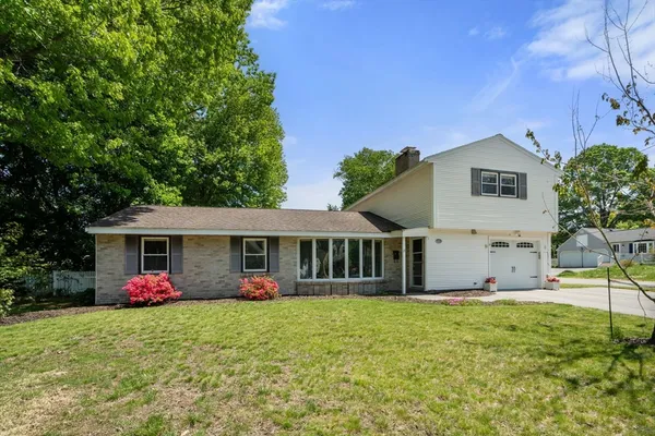 $728,000 | 21 Randall Road, Maynard, MA 01754