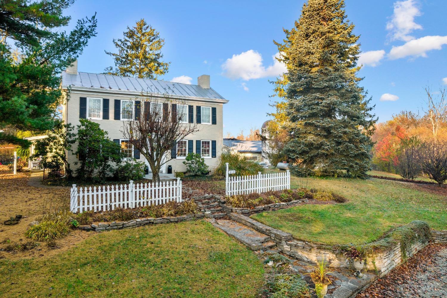 213 Irvin Road Blanchester, OH 45107 - Photo 2 of 38 Gallery Image 2
