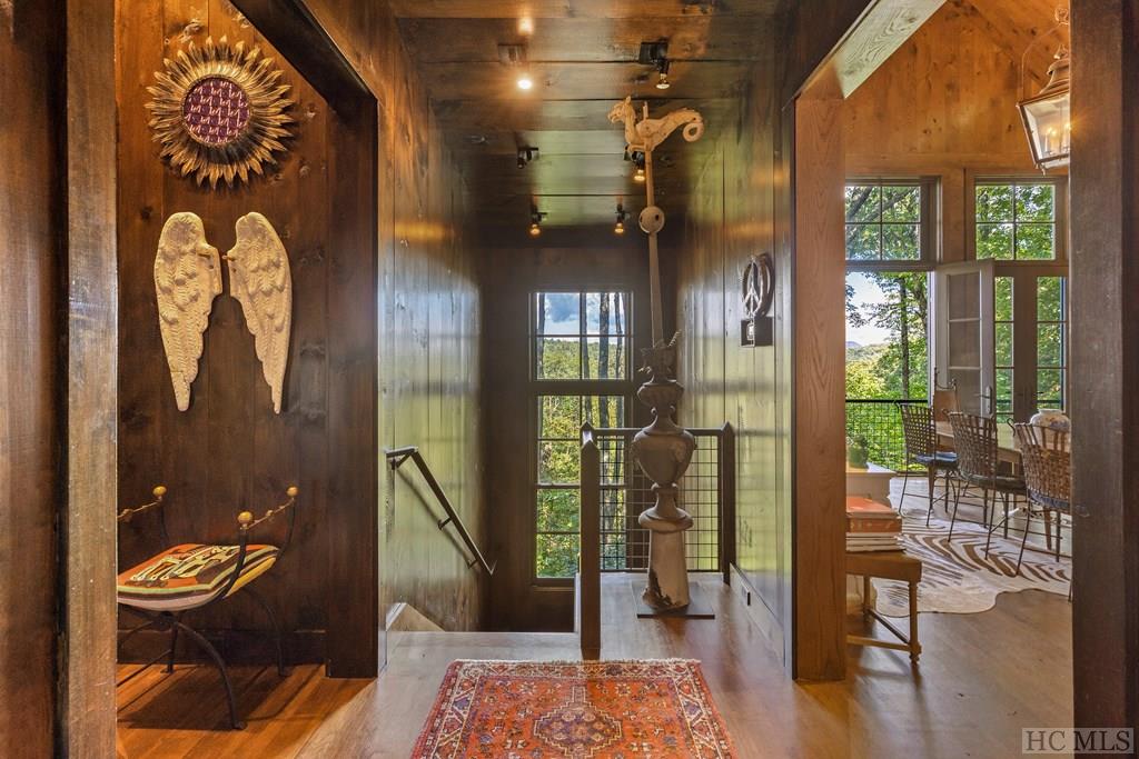 843 Kettle Rock Road Highlands, NC 28741 - Photo 5 of 57 Gallery Image 5