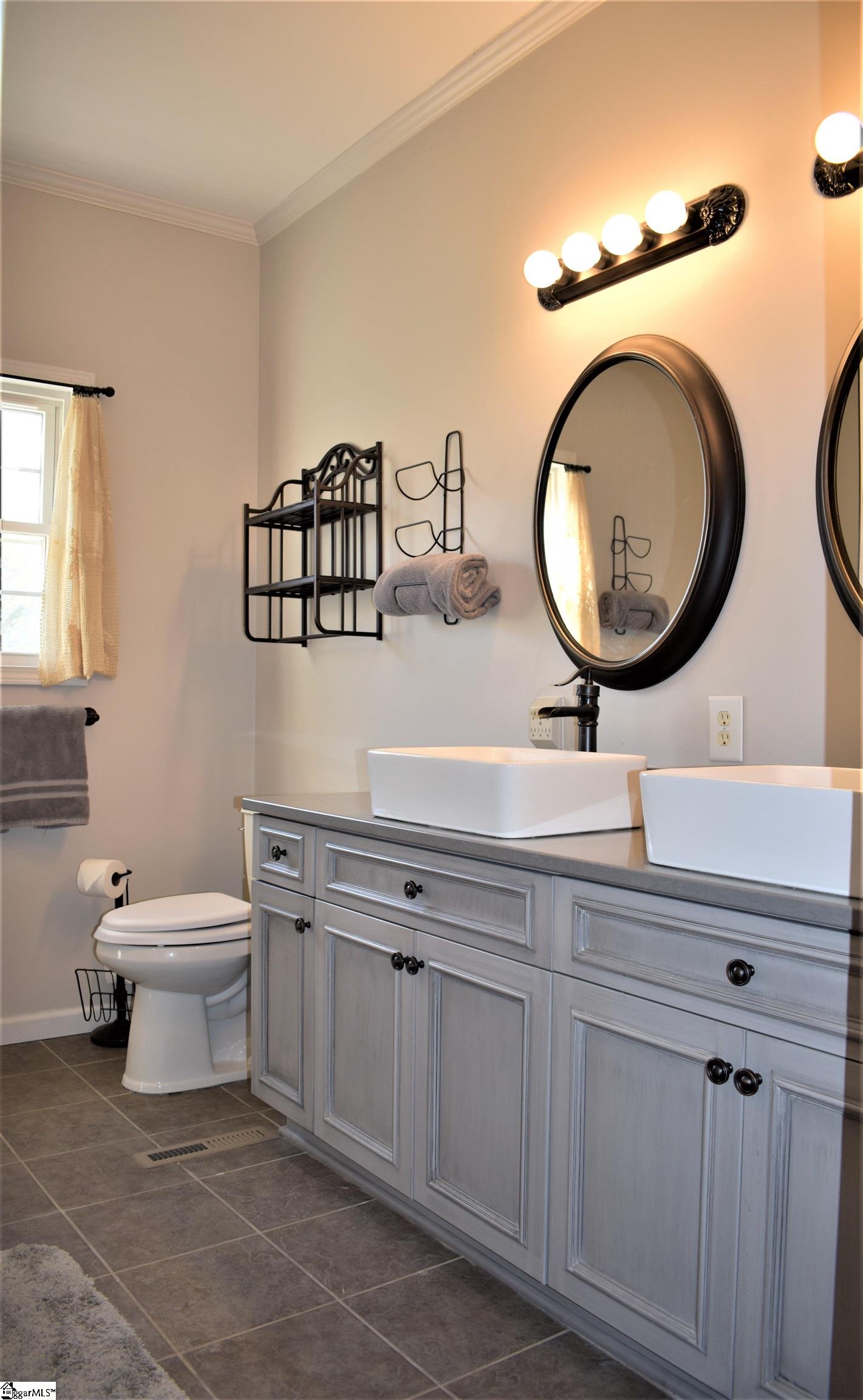 322 Sullivan Road Simpsonville, SC 29680 - Photo 19 of 32 Gallery Image 19