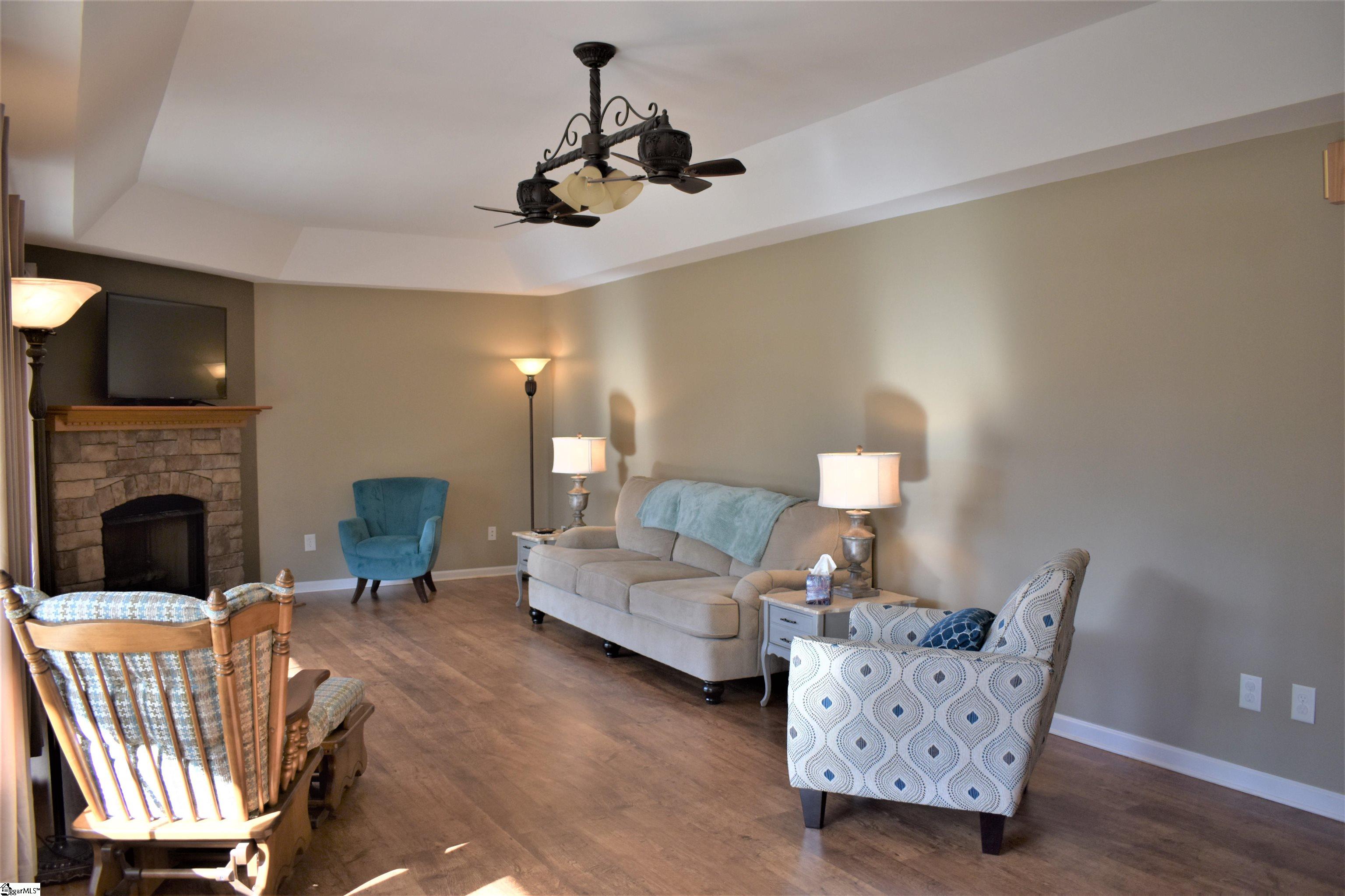 322 Sullivan Road Simpsonville, SC 29680 - Photo 5 of 32 Gallery Image 5