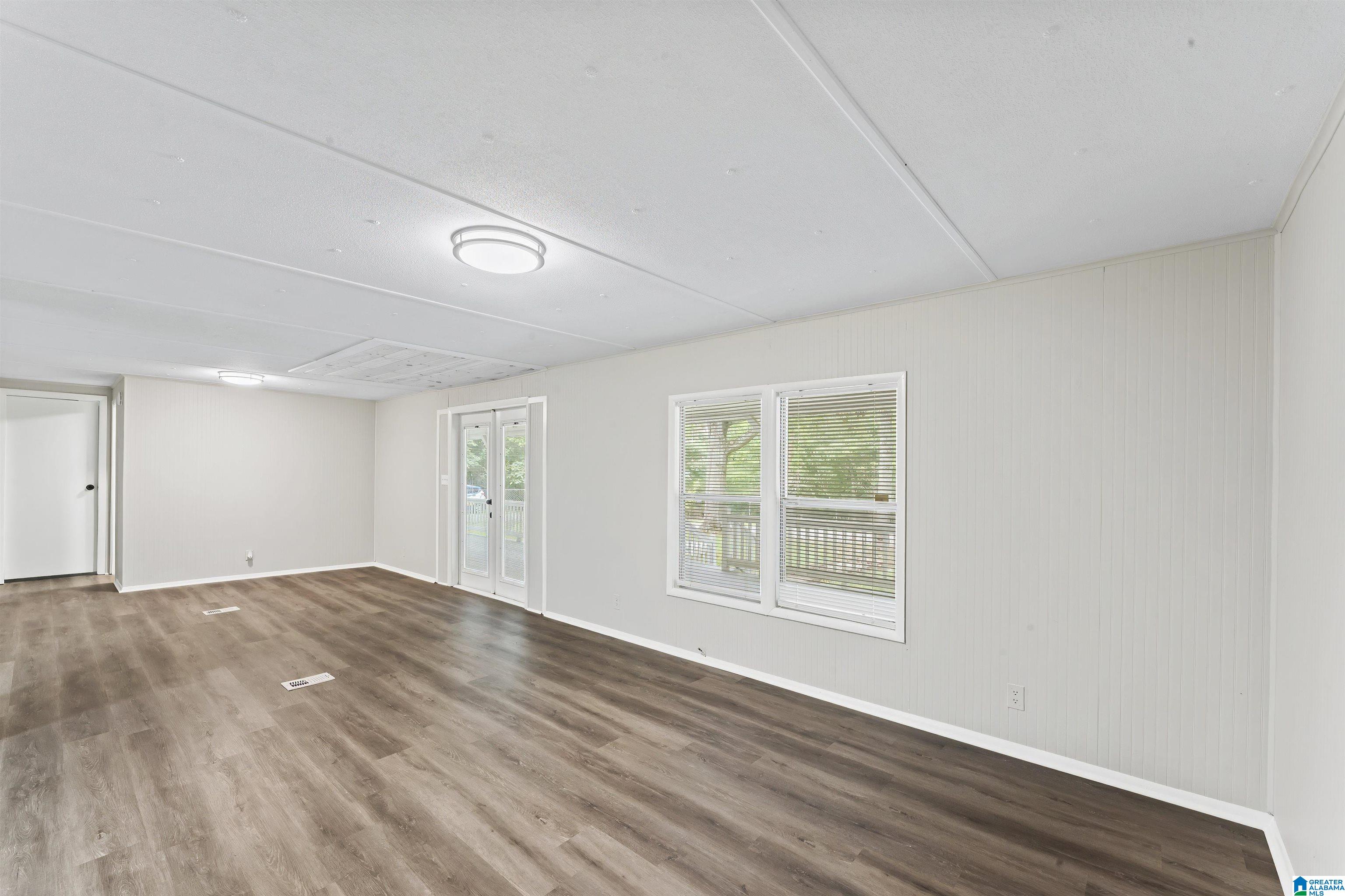 601 Riverside Drive Warrior, AL 35180 - Photo 30 of 36