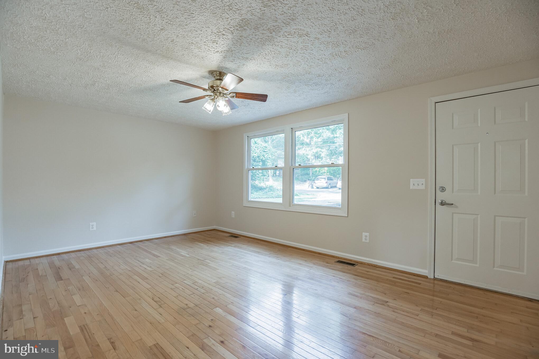 11430 Rawhide Road Lusby, MD 20657 - Photo 5 of 30