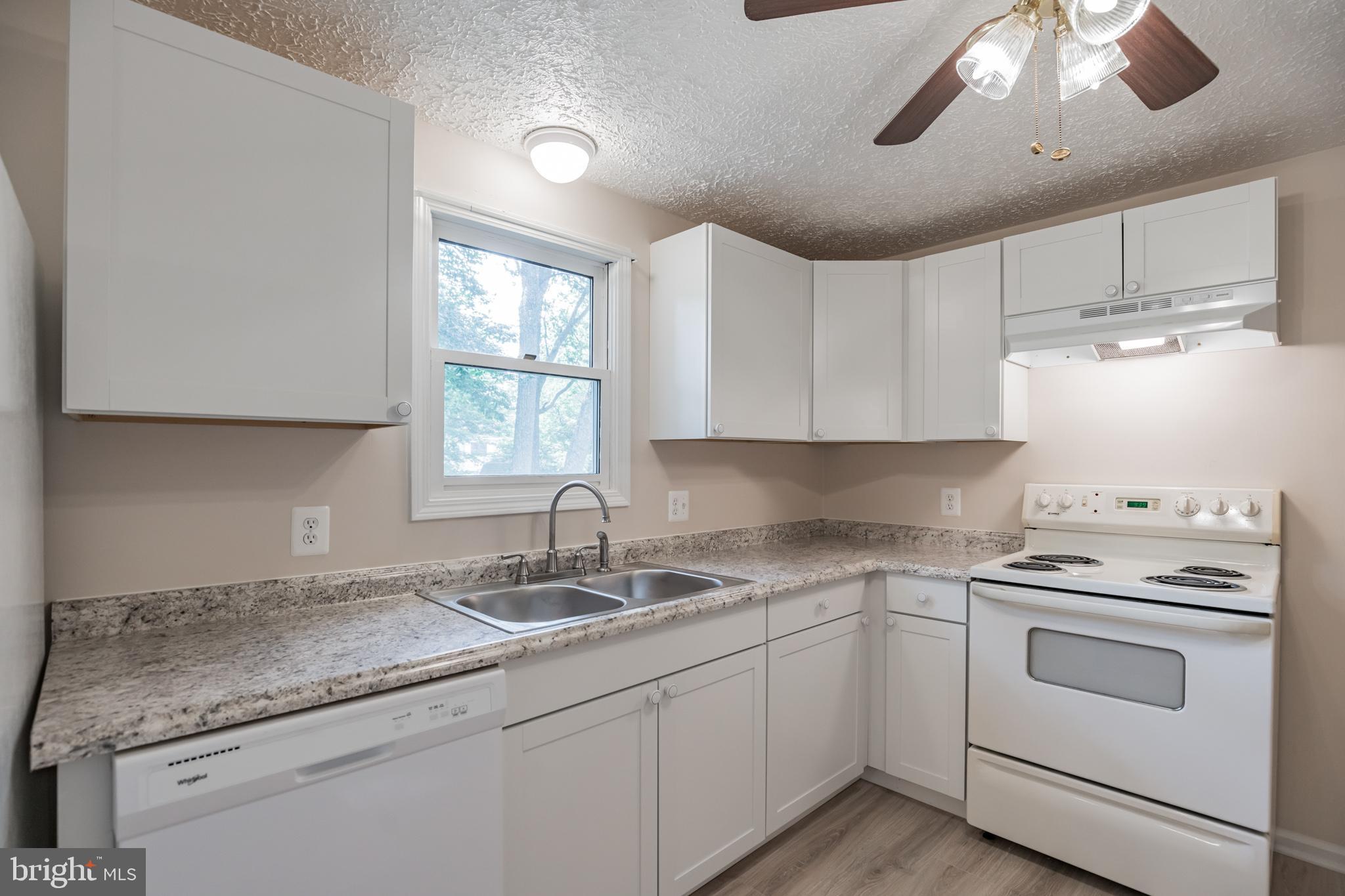 11430 Rawhide Road Lusby, MD 20657 - Photo 9 of 30