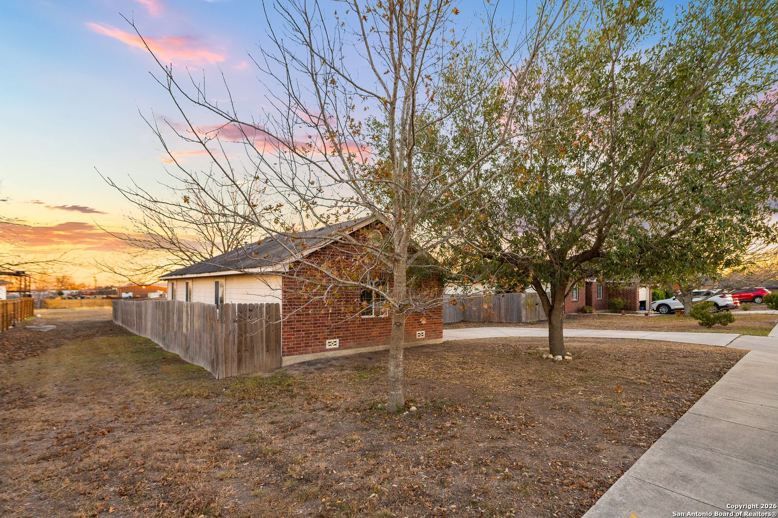 60 3rd Street West Converse, TX 78109 - Photo 2 of 31