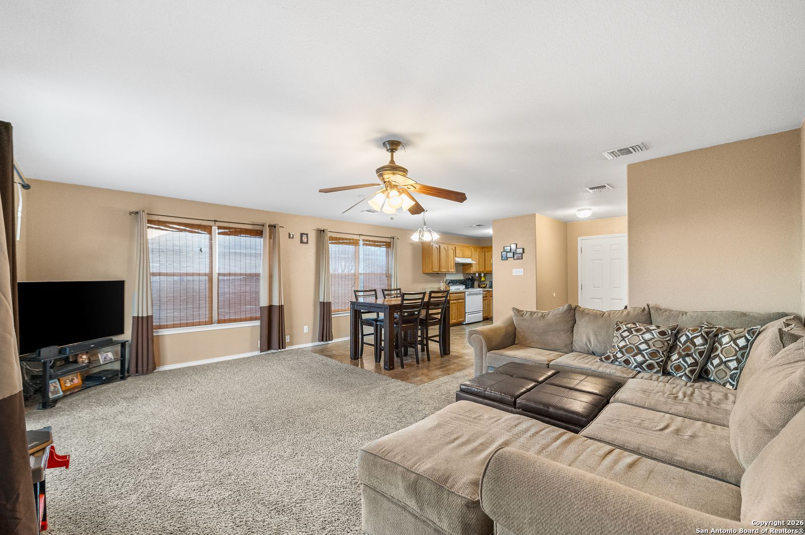 60 3rd Street West Converse, TX 78109 - Photo 6 of 31