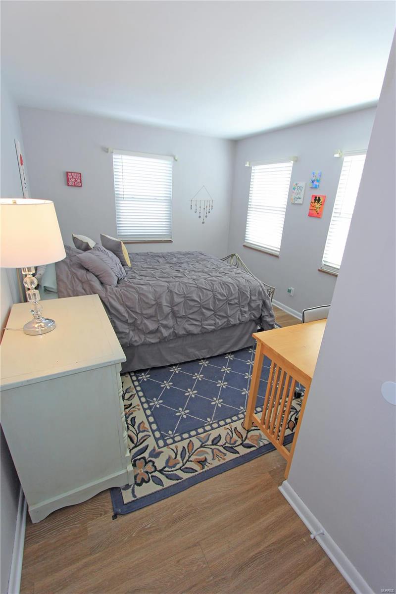 10445 Schuessler Road St. Louis, MO 63128 - Photo 15 of 51