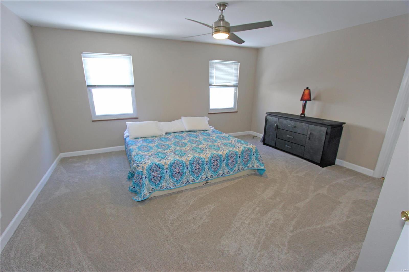 10445 Schuessler Road St. Louis, MO 63128 - Photo 21 of 51