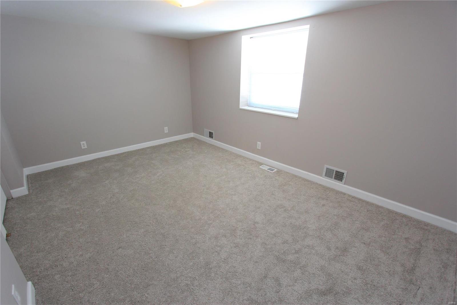 10445 Schuessler Road St. Louis, MO 63128 - Photo 24 of 51