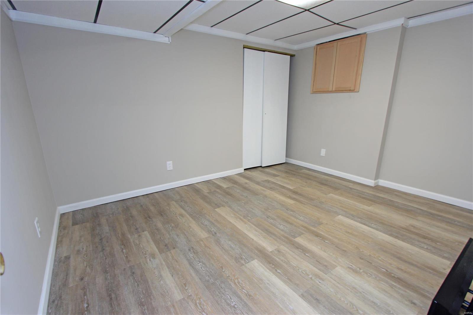 10445 Schuessler Road St. Louis, MO 63128 - Photo 35 of 51