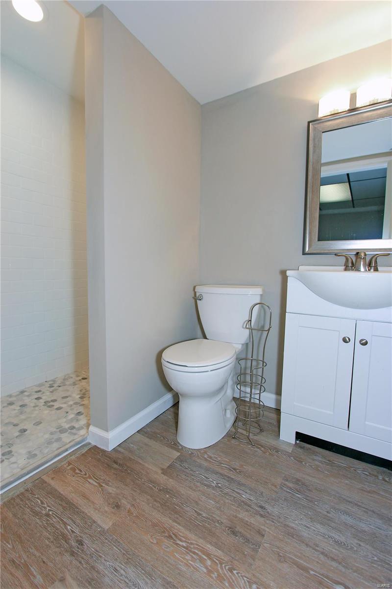 10445 Schuessler Road St. Louis, MO 63128 - Photo 38 of 51