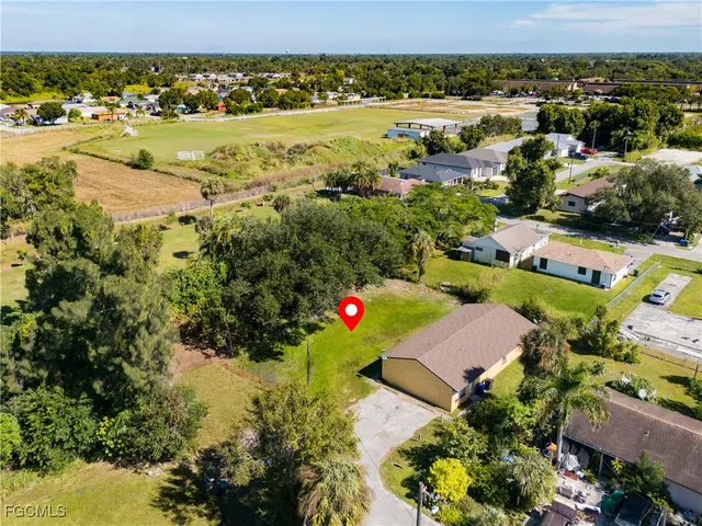 $65,000 | 212 Charlotte Avenue, Fort Myers, FL 33916