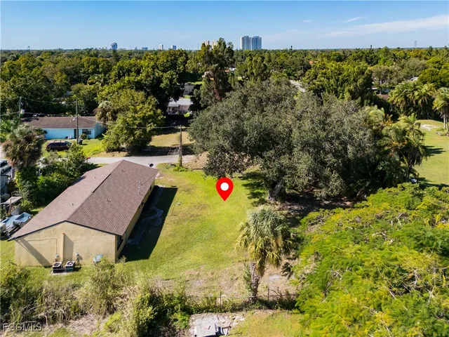 $65,000 | 212 Charlotte Avenue, Fort Myers, FL 33916