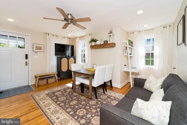 $3,650 | 1334 Bayliss Drive, Alexandria, VA 22302