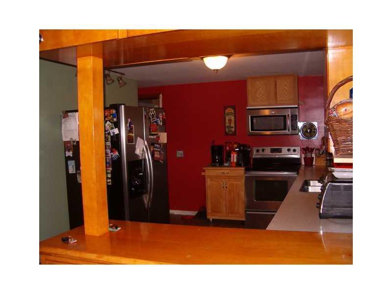 27 Legrow Road Gray, ME 04039 - Photo 6 of 17 Kitchen.