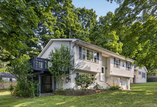 $515,000 | 12 Pond Place, Beacon, NY 12508