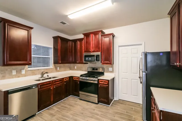 $2,535 | 1281 Heartwood Avenue, McDonough, GA 30253