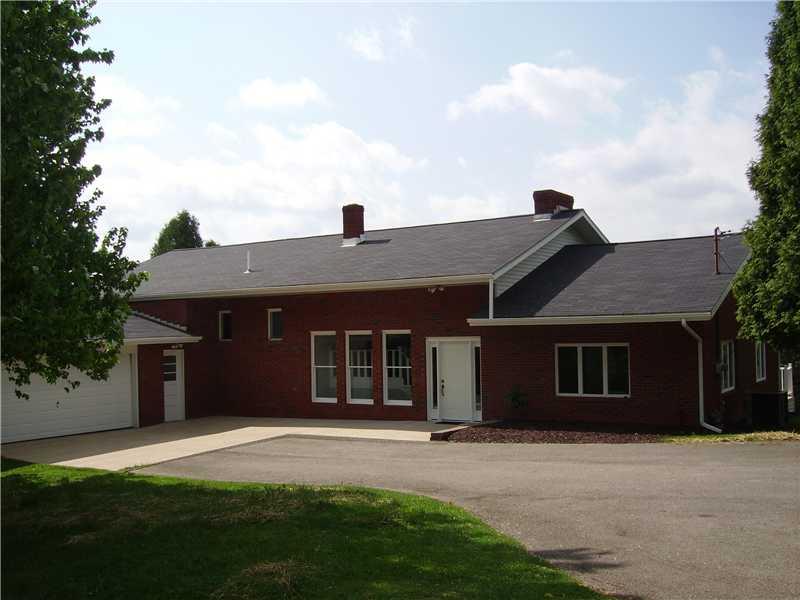 1047 Temple Road Aliquippa, PA 15001 - Photo 1 of 22 Exterior Front.