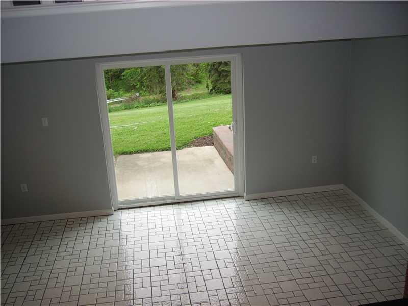1047 Temple Road Aliquippa, PA 15001 - Photo 8 of 22 Dining Room. Dining room from entry steps.