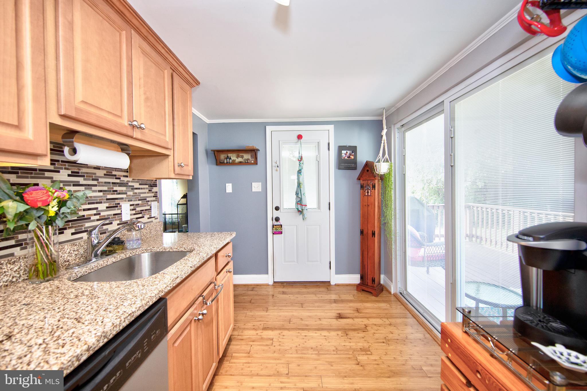 702 Clover Avenue Baltimore, MD 21221 - Photo 11 of 29