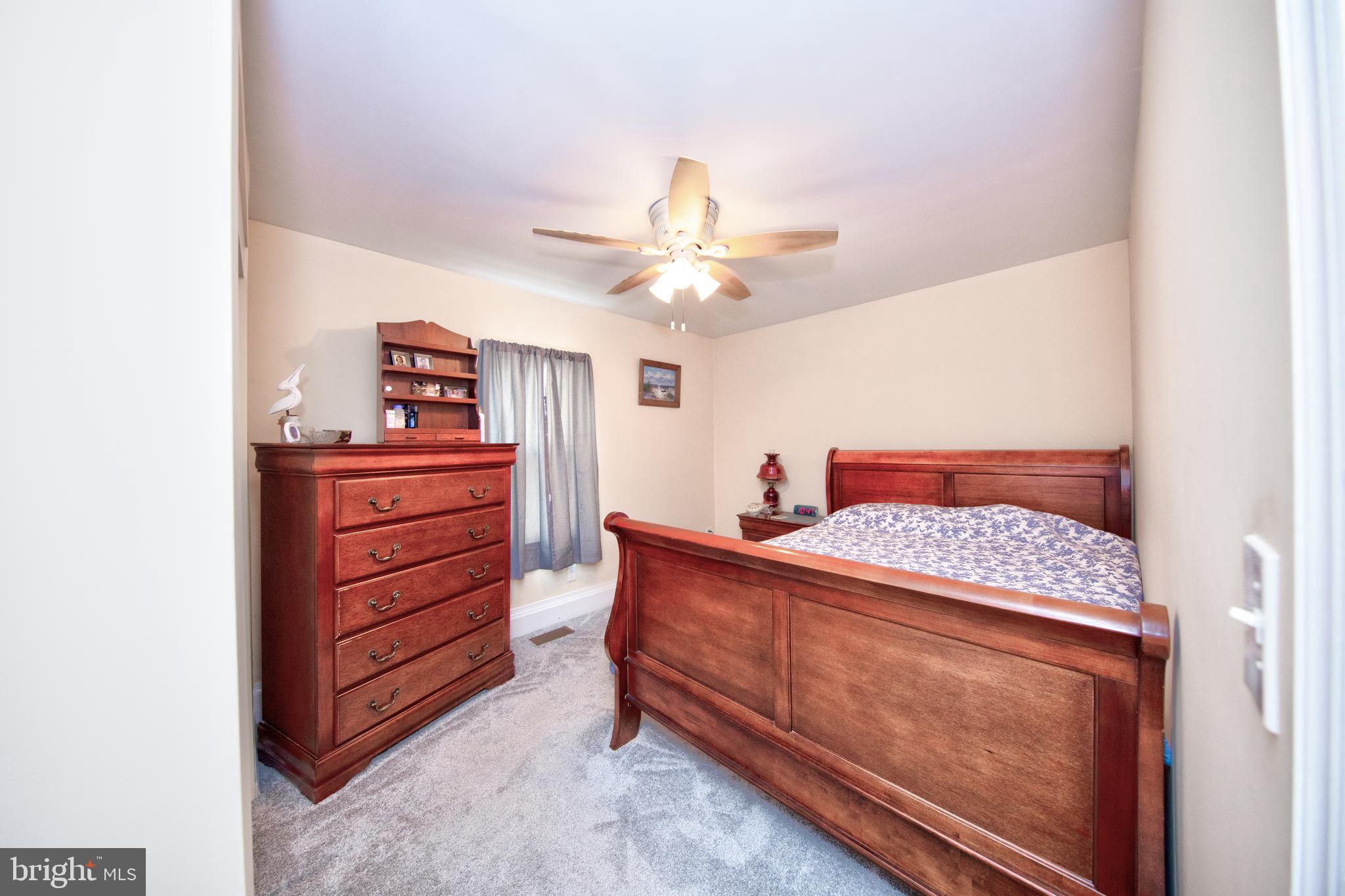 702 Clover Avenue Baltimore, MD 21221 - Photo 15 of 29