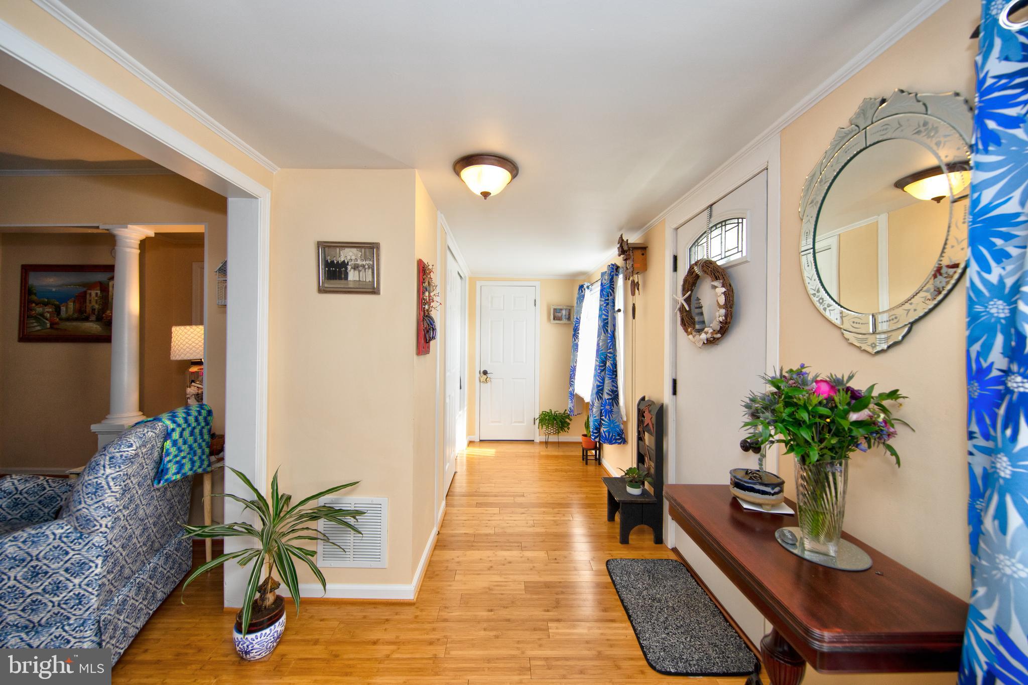 702 Clover Avenue Baltimore, MD 21221 - Photo 6 of 29