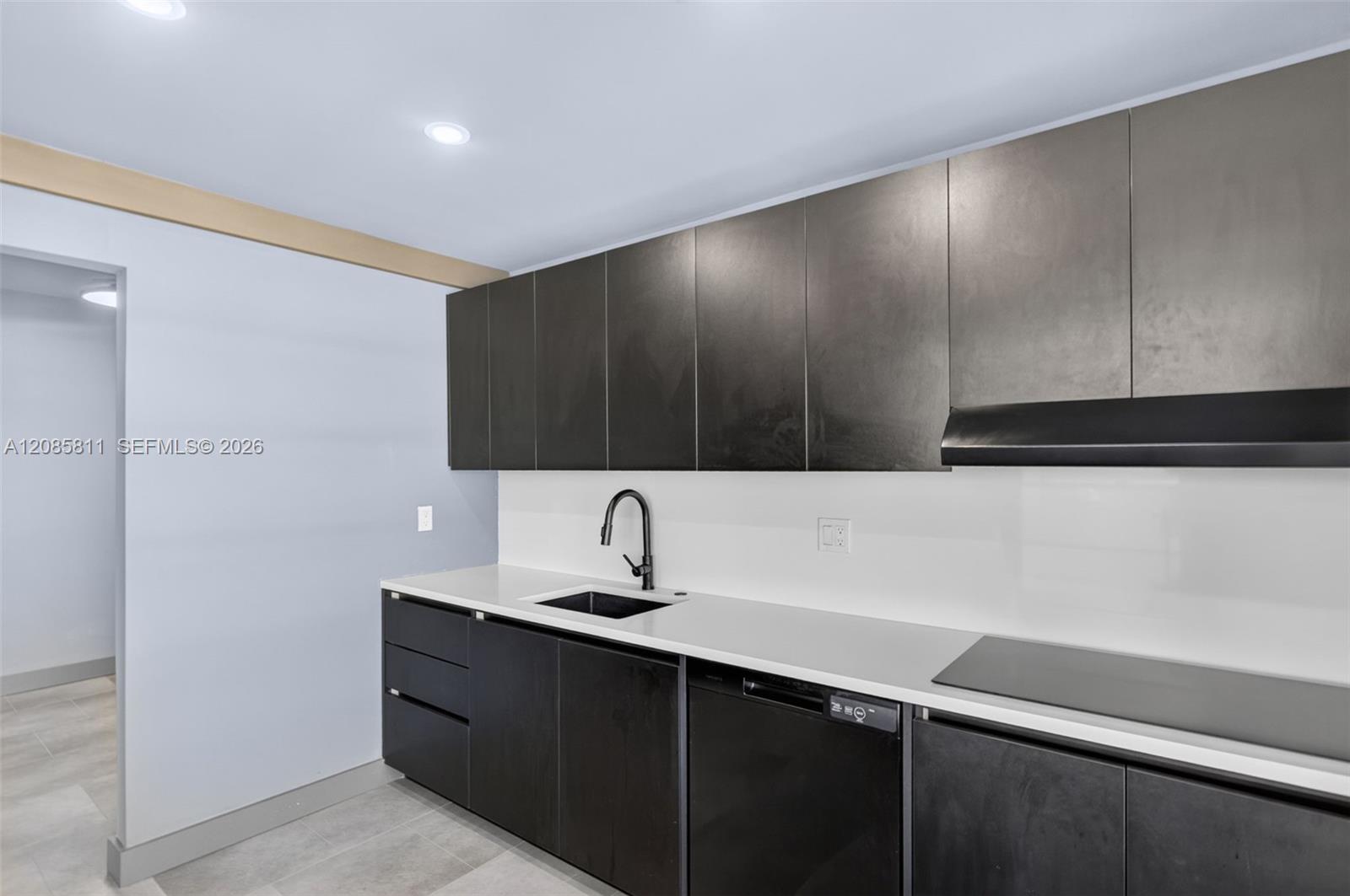 4174 Inverrary Drive, Unit 815 Lauderhill, FL 33319 - Photo 11 of 45 Gallery Image 11