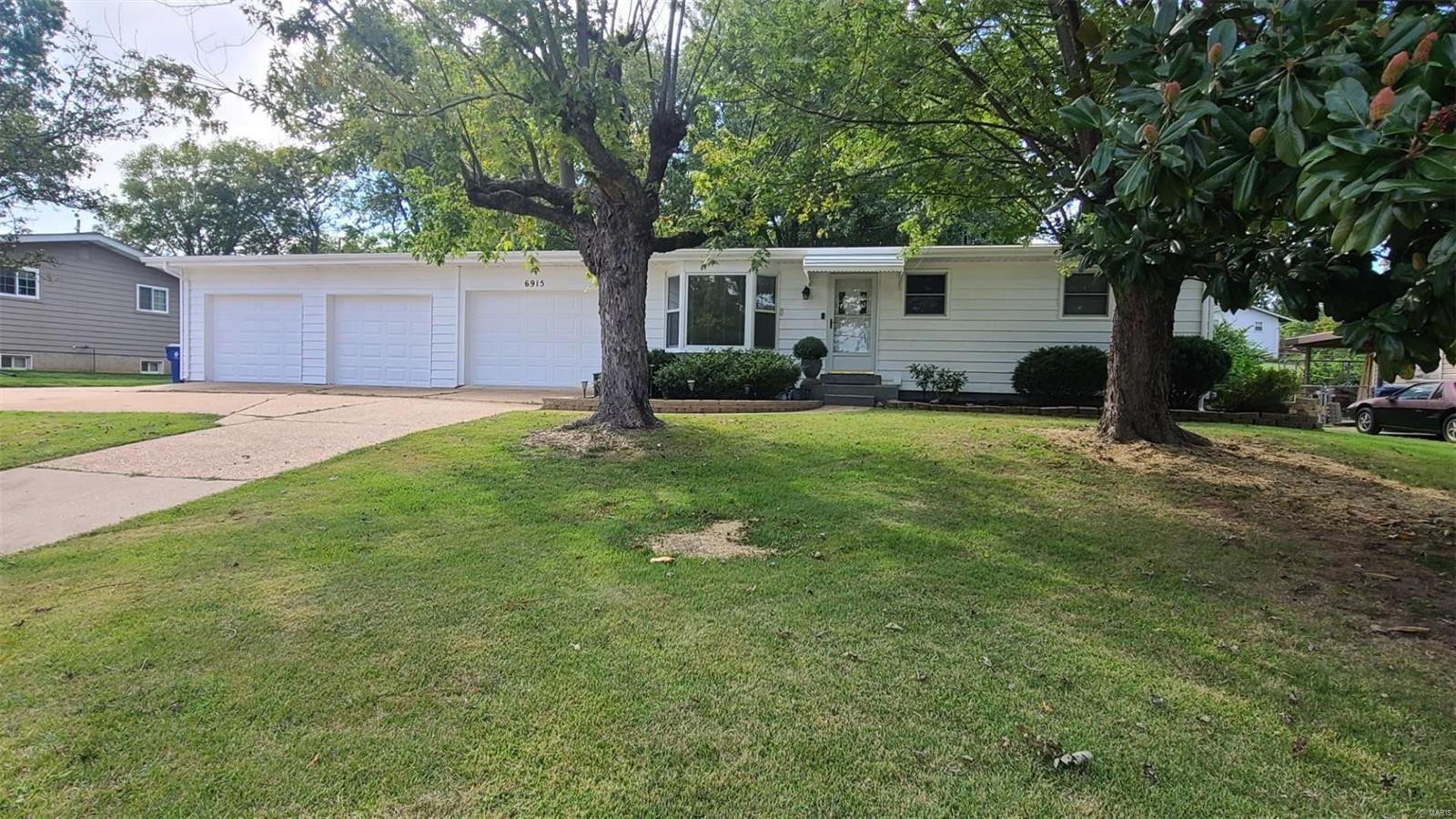 6915 Becker Road St. Louis, MO 63129 - Photo 2 of 35 Gallery Image 2