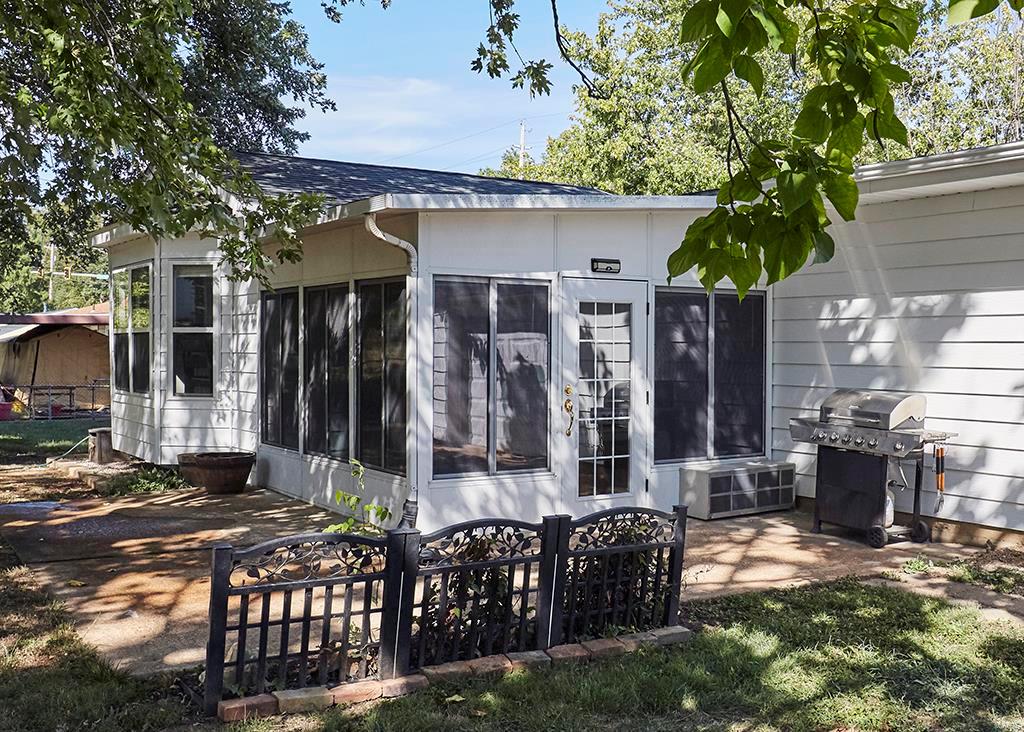 6915 Becker Road St. Louis, MO 63129 - Photo 34 of 35 Gallery Image 34