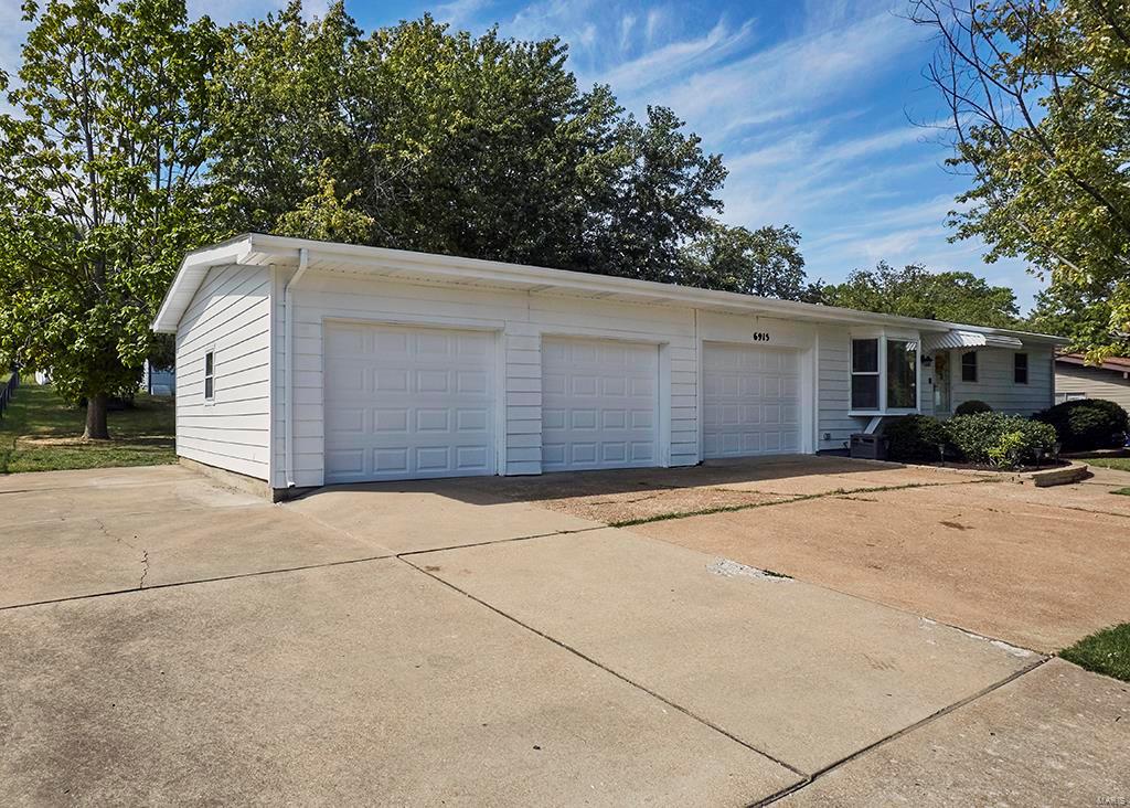 6915 Becker Road St. Louis, MO 63129 - Photo 6 of 35 Gallery Image 6