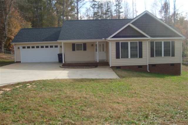 209 Wedgewood Drive Anderson, SC 29621 - Photo 2 of 19 Gallery Image 2