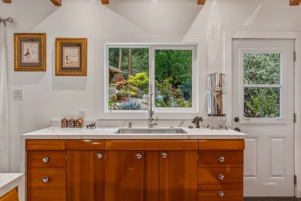 $910,000 | 25106 Rim Rock Road, Idyllwild, CA 92549