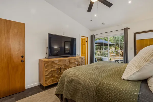 $910,000 | 25106 Rim Rock Road, Idyllwild, CA 92549