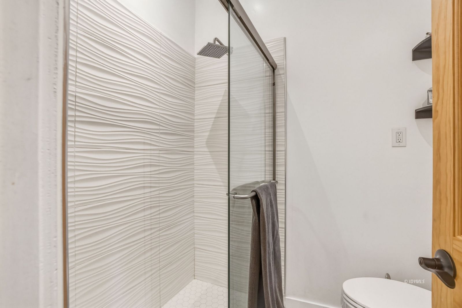 25106 Rim Rock Road Idyllwild, CA 92549 - Photo 30 of 71 a bathroom with a toilet and a shower