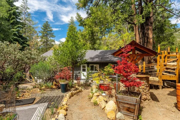 $910,000 | 25106 Rim Rock Road, Idyllwild, CA 92549