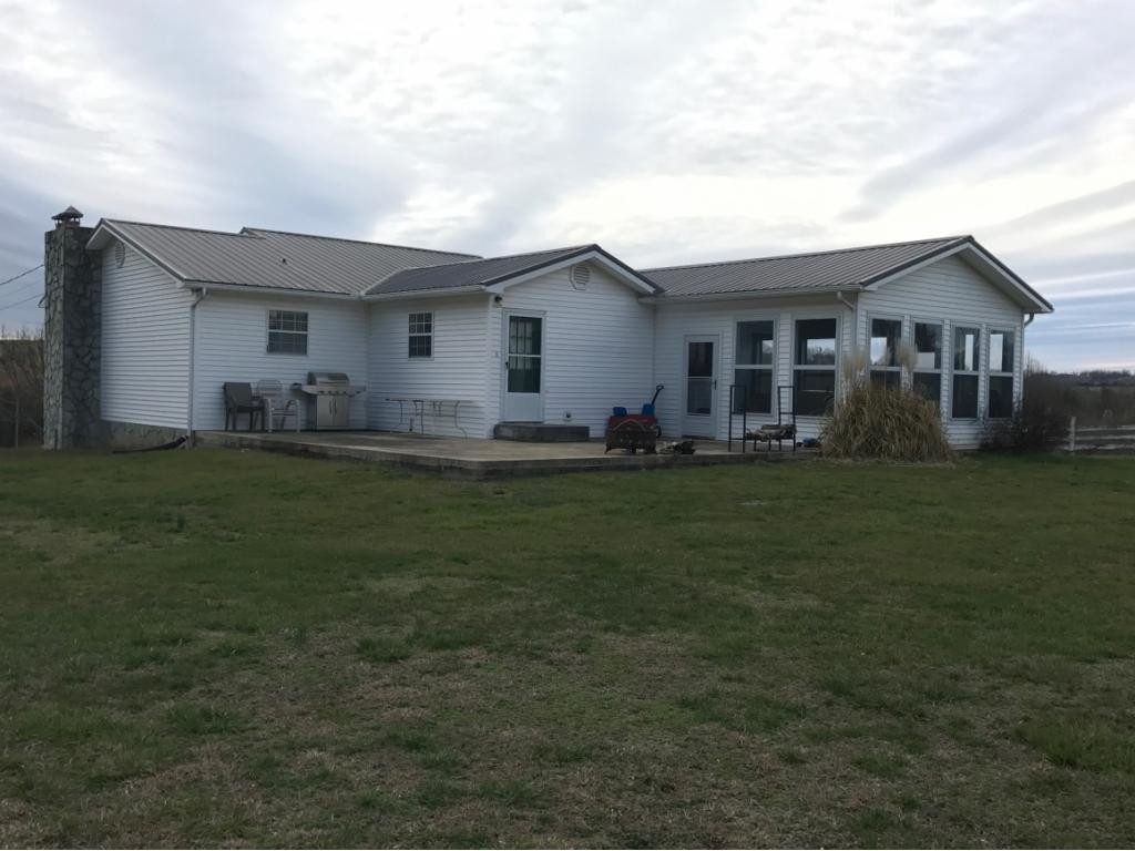 5675 Jones Bridge Road Greeneville, TN 37743 - Photo 9 of 14 Rear of home