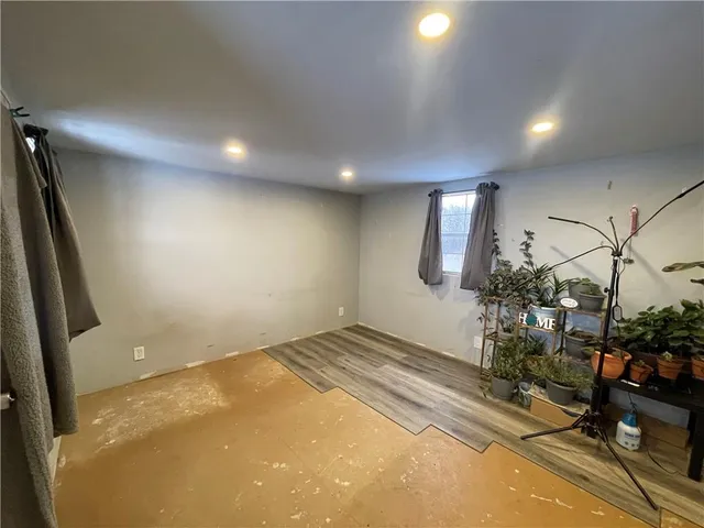 $348,000 | 887 Southeast 771st Road, Windsor, MO 65360