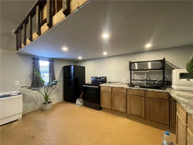 $348,000 | 887 Southeast 771st Road, Windsor, MO 65360