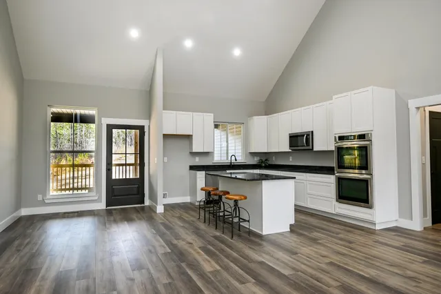 $615,000 | 531 Horns Creek Road, Old Fort, TN 37362