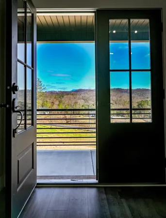 $575,000 | 531 Horns Creek Road, Old Fort, TN 37362