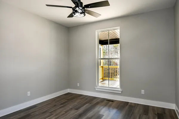 $575,000 | 531 Horns Creek Road, Old Fort, TN 37362