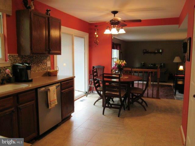 626 Riden Street Odenton, MD 21113 - Photo 8 of 30 Kitchen