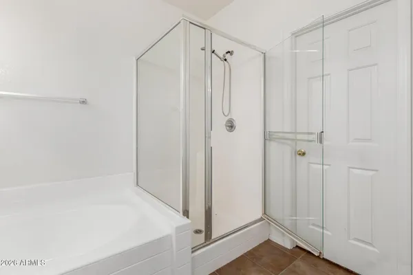 $2,095 | 1886 East Don Carlos, Unit 163, Tempe, AZ 85281