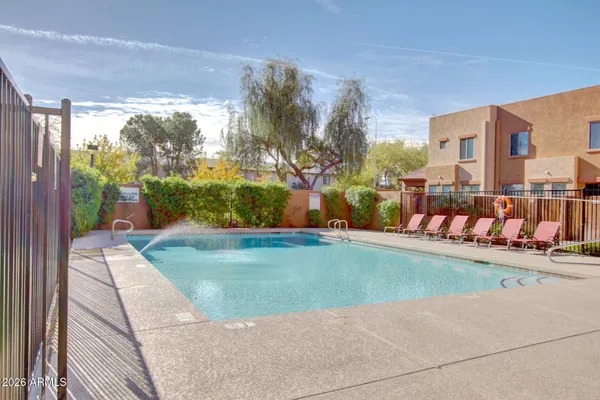 $2,195 | 1886 East Don Carlos, Unit 163, Tempe, AZ 85281