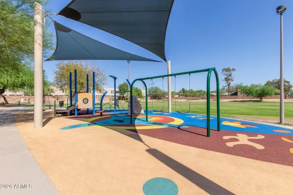 $2,095 | 1886 East Don Carlos, Unit 163, Tempe, AZ 85281