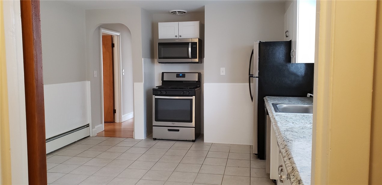 29 Rome Avenue Providence, RI 02908 - Photo 3 of 13