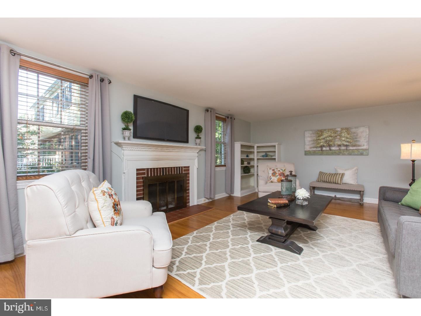 715 Hemlock Road Media, PA 19063 - Photo 6 of 25 Living Room