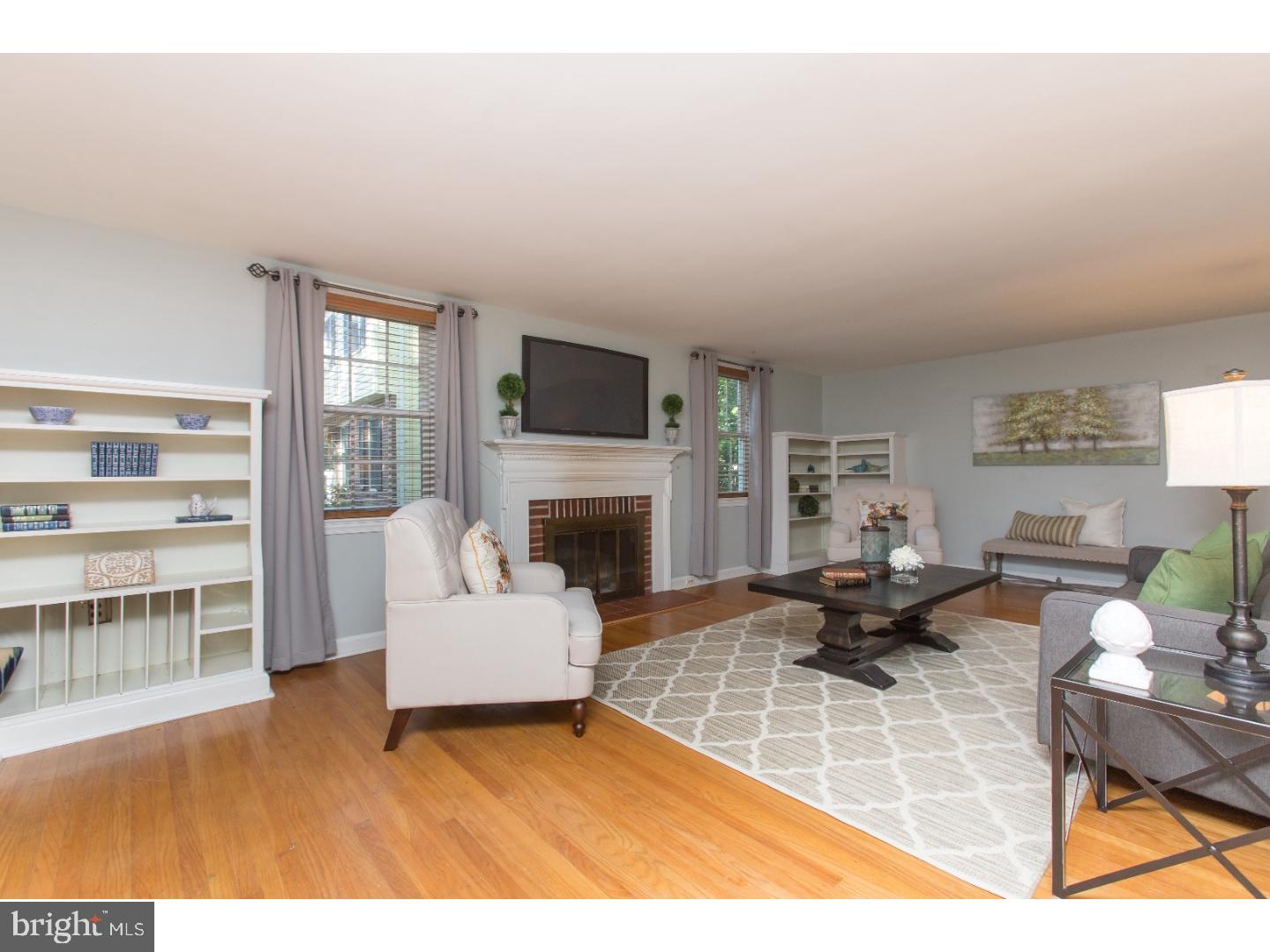 715 Hemlock Road Media, PA 19063 - Photo 8 of 25 Living Room